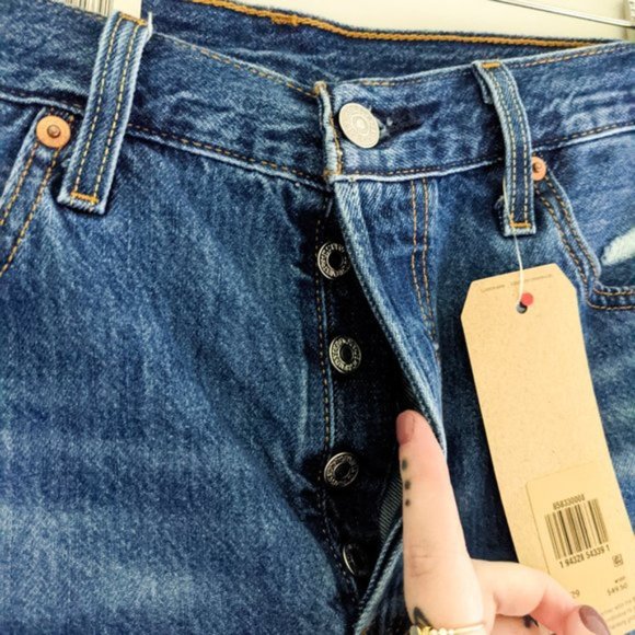 New Levi's 501 Mid Thigh High Rise Denim Shorts - Picture 8 of 10